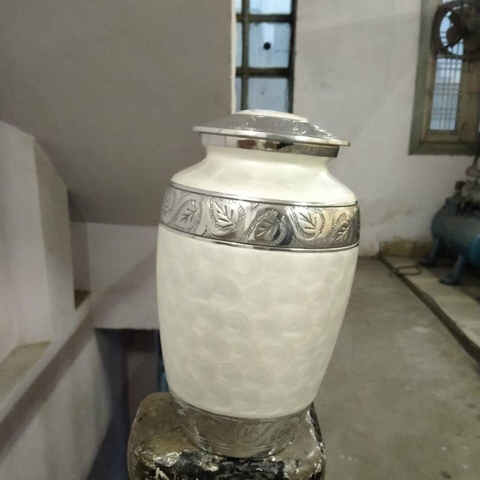 White Enameled Cremation Urn for Adult Ashes / Urns for Ashes Adult Male / Can be Engraved from Keepsake Company