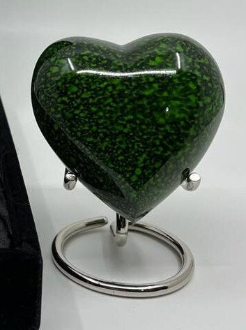 Keepsake Company's Heart Shaped Engravable/ Customised Urns - Perfect for Adults & Infants