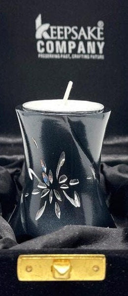 Keepsake Company's Tealight Cremation Urn in Jade Black color and garland engraving design